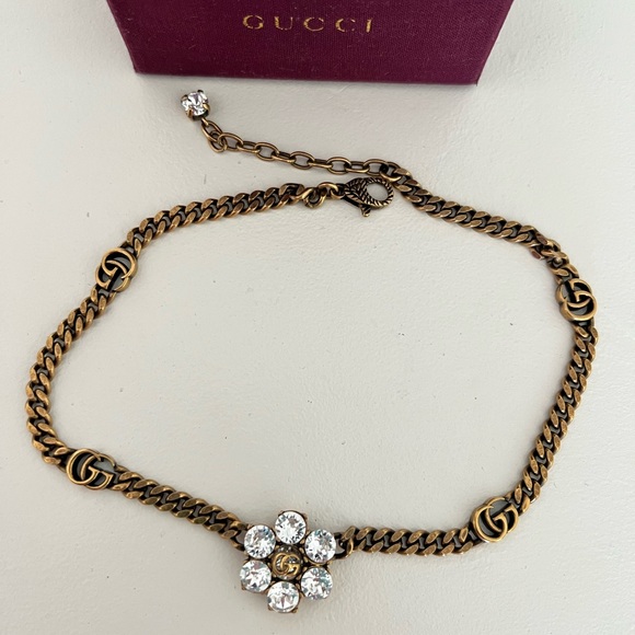 Gucci Crystal Double G necklace NO TRADES - Picture 1 of 3
